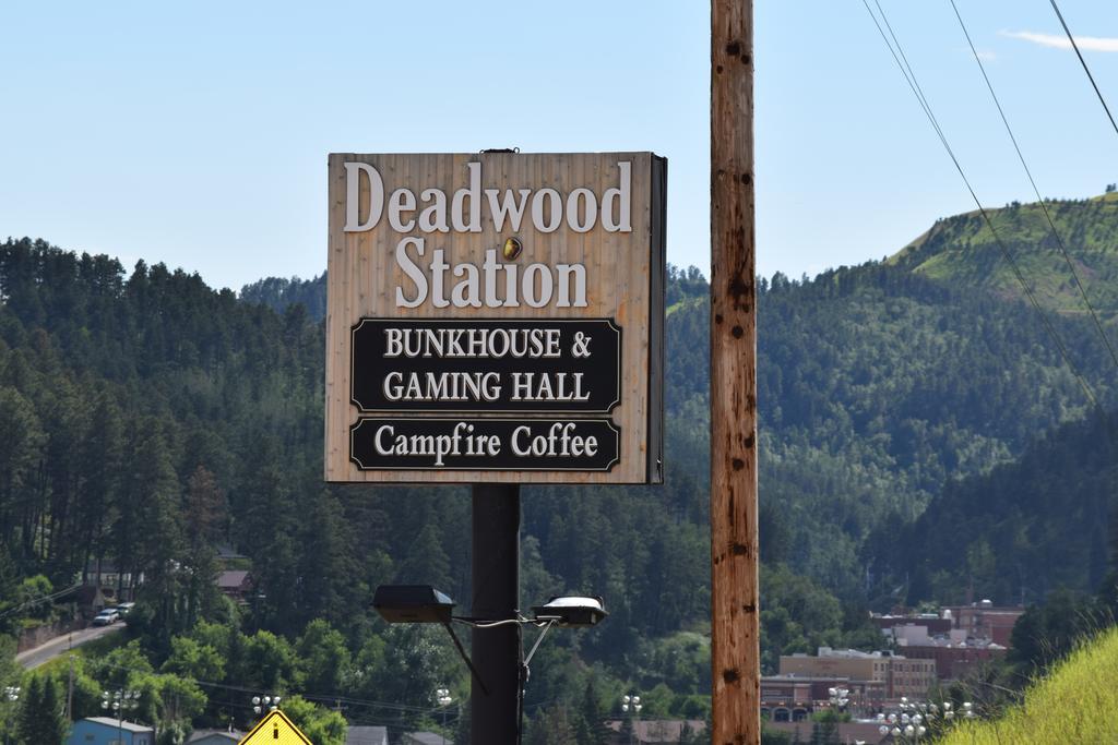 Deadwood Station Bunkhouse And Gambling Hall Motel ภายนอก รูปภาพ